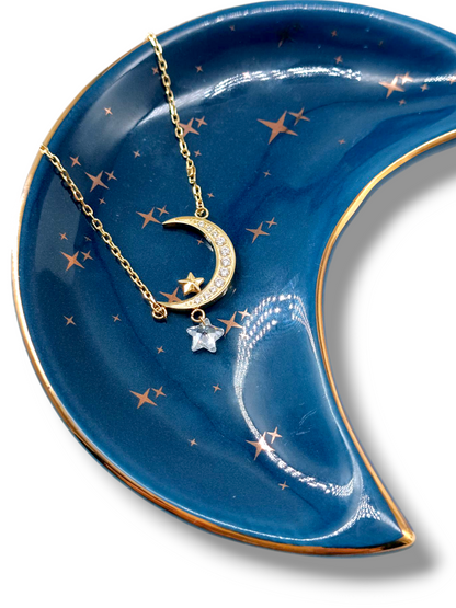 Collier Clair de Lune argenté close up  - acier inoxydable premium - cadeau romantique pour femme fille Gémeaux
