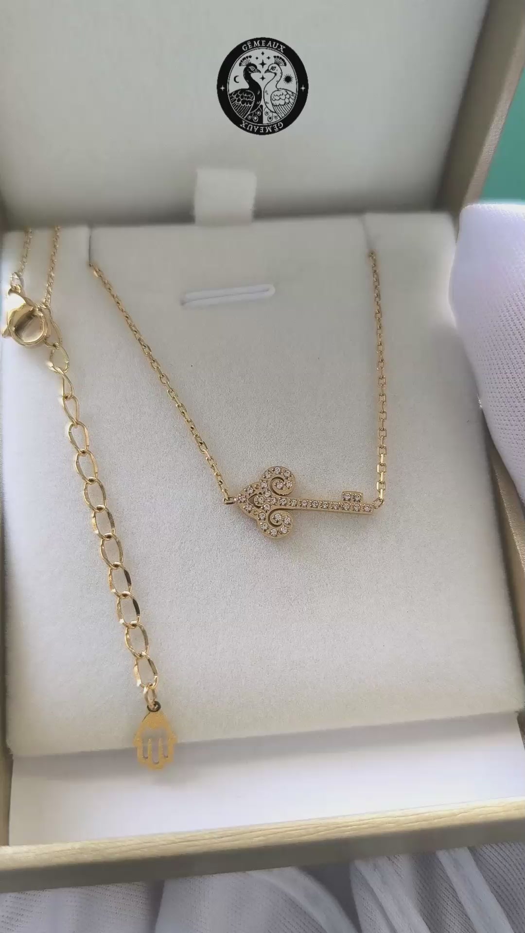 collier clé céleste sertie video